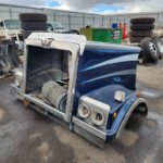 4900 Western Star Bonnet - Image 4