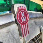 2009 Kenworth 658 Bonnet - Image 5